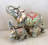 TLQ142     Сувенир Слон с золотыми ушами со слоненком и мелкими стразами   H*L*W=15*18*10см